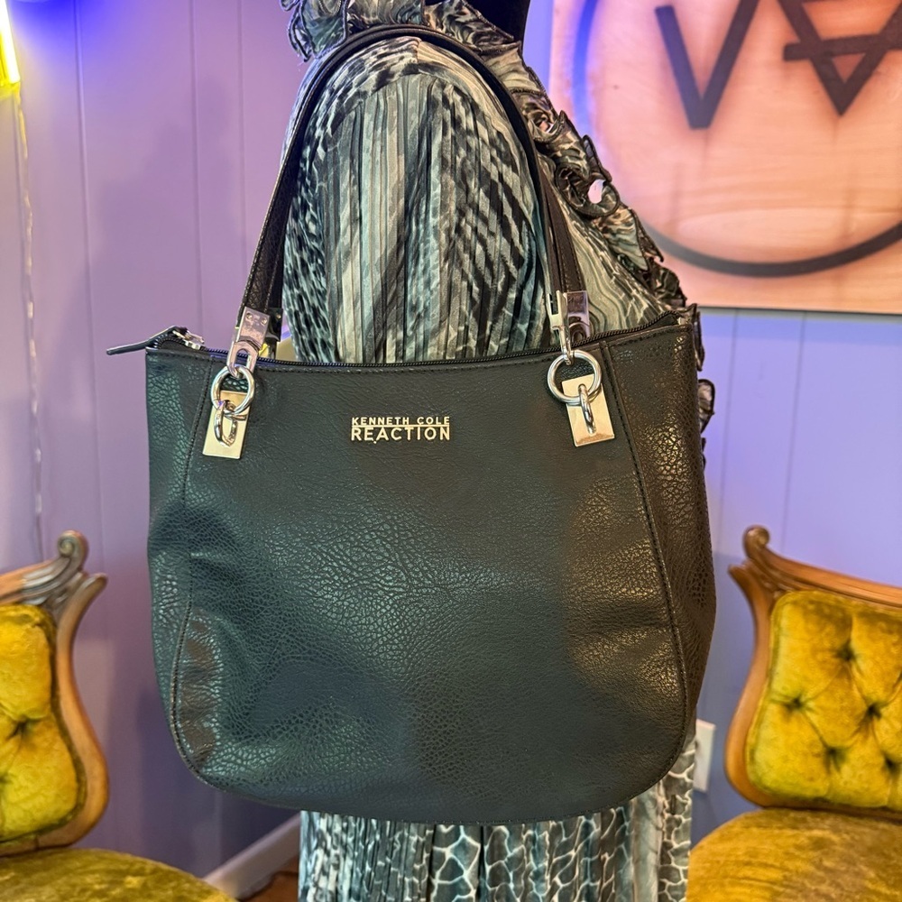 Vintage Kenneth Cole Reaction Black Faux Leather Shoulder Bag - Picture 1 of 8